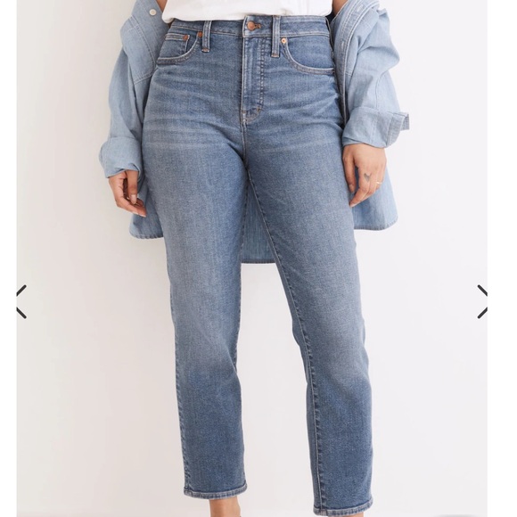Madewell The Petite Curvy Perfect Vintage Jean in Finney Wash - Picture 1 of 4